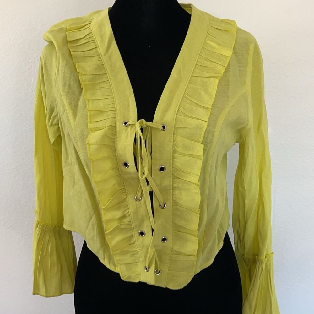 Yellow Green Ruffled Tie-Front 3/4 Sleeve Blouse